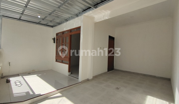 MINIMALIST HOUSE IN PURWOMARTANI HOUSING, JOGJA NEAR KADISOKA GAS STATION 2