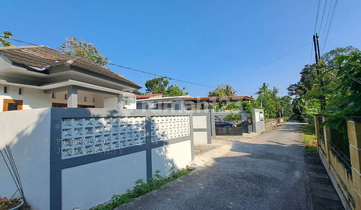 READY-TO-OCCUPY HOUSE SPECIAL ENVIRONMENT CLUSTER NEAR UMY CAMPUS