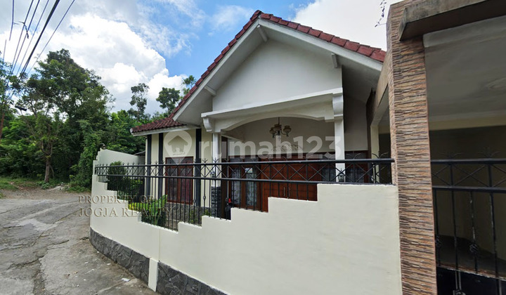 RUMAH SIAP HUNI LUAS DEKAT PONDOK PANDANARAN DAN KAMPUS UII JOGJA 2