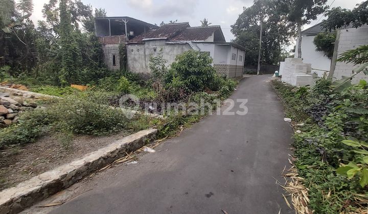 LAND WITH SHM CERTIFICATE FOR SALE NEAR PPPG AND UII CAMPUS JAKAL LAND WITH SHM CERTIFICATE FOR SALE NEAR PPPG AND UII CAMPUS JAKAL