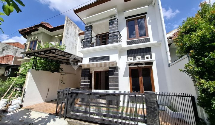 RUMAH MODERN DALAM RINGROAD DEKAT AL AZHAR 7 MIN KAMPUS UGM JOGJA 2