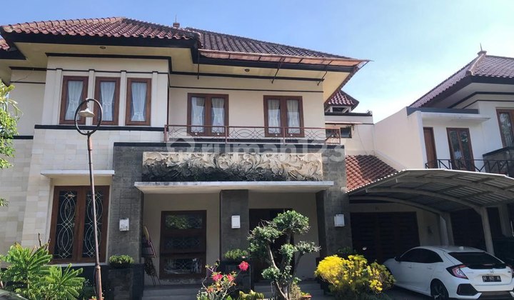 LUXURY HOUSE IN AN ELITE HOUSING ESTATE NEAR AMBARUKMO 10 MIN TO UGM 2