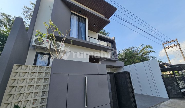 LUXURY HOUSE FULLY FURNISHED JAKAL - JL PALAGAN NEAR UGM CAMPUS 2