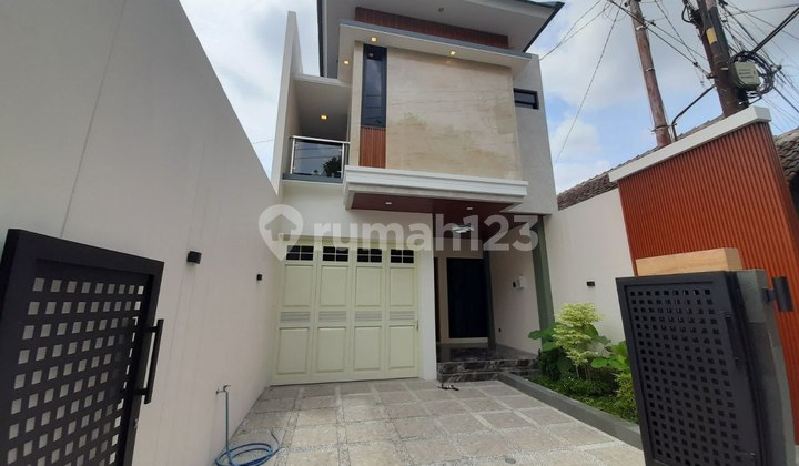 FULLY FURNISHED LUXURY HOUSE IN BLOCK O NEAR JEC RS PAU HARDJOLUKITO