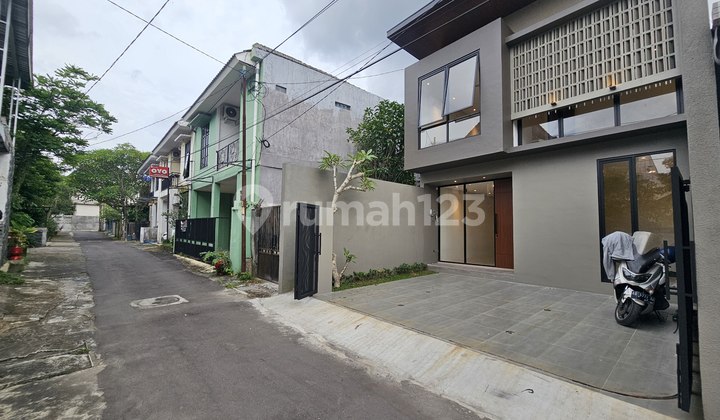 Contemporary Modern Luxury House Fully Furnished Jakal KM 7 Near UGM 2