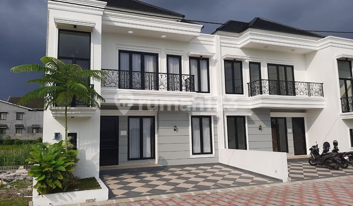 Rumah Mewah Perumahan One Gate Palagan Dekat Sleman City Hall