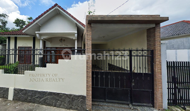 RUMAH SIAP HUNI LUAS DEKAT PONDOK PANDANARAN DAN KAMPUS UII JOGJA RUMAH SIAP HUNI LUAS DEKAT PONDOK PANDANARAN DAN KAMPUS UII JOGJA