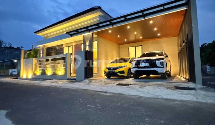 RUMAH MEWAH DEKAT PASAR JANGKANG DAN PPPG 12 MENIT KE KAMPUS UII RUMAH MEWAH DEKAT PASAR JANGKANG DAN PPPG 12 MENIT KE KAMPUS UII