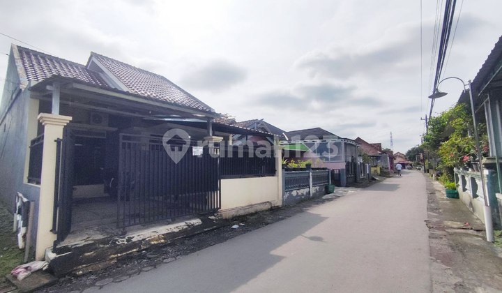 RUMAH PAVILIUN BANYURADEN GAMPING SLEMAN 14 MIN KE UGM YOGYAKARTA RUMAH PAVILIUN BANYURADEN GAMPING SLEMAN 14 MIN KE UGM YOGYAKARTA