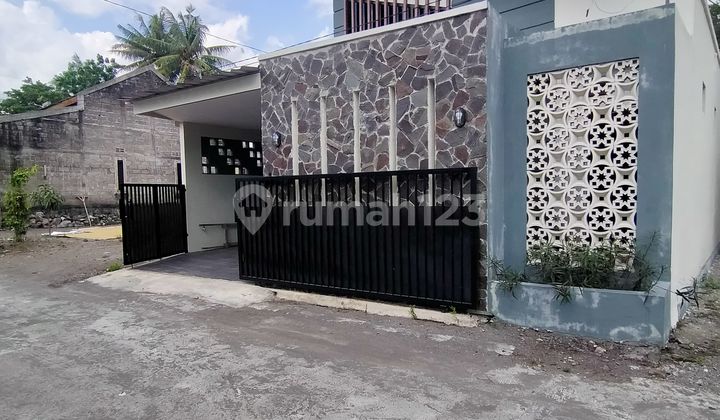 RUMAH MINIMALIS FURNISHED JAKAL KM 12 SUKOHARJO DEKAT KAMPUS UII