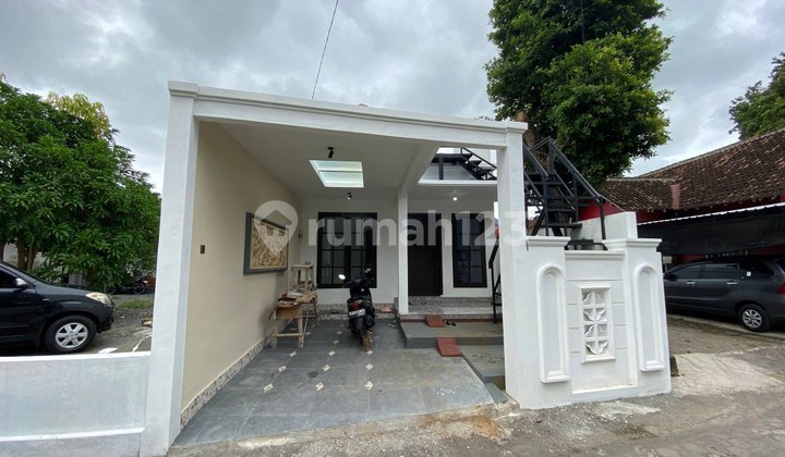 Rumah 2 Lantai Siap Huni Trirenggo Dekat Pasar dan Rsud Bantul