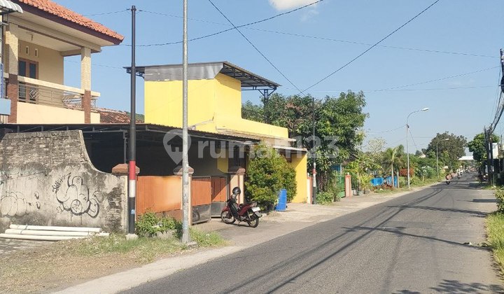 DIJUAL CEPAT BU RUMAH 2 LANTAI FURNISHED DEKAT KAMPUS ISI 2