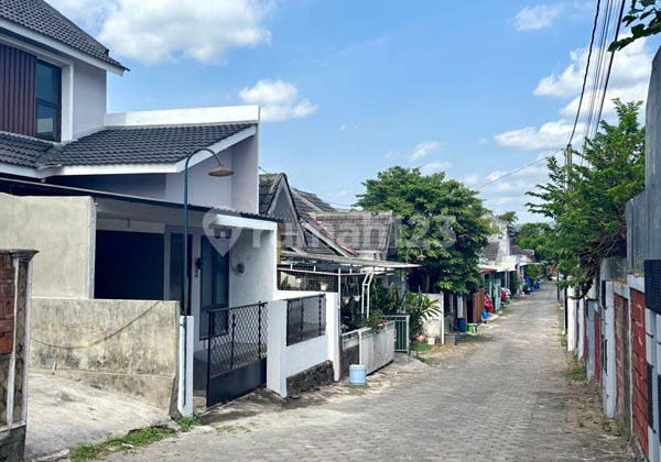 2-STORY NEW HOUSE IN KETANDAN HOUSING NEAR JEC HARDJOLUKITO HOSPITAL 2