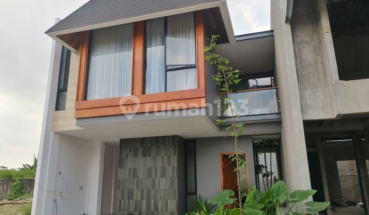 RUMAH MEWAH PERUMAHAN ELIT DALAM RINGROAD DEKAT KAMPUS KOTA JOGJA RUMAH MEWAH PERUMAHAN ELIT DALAM RINGROAD DEKAT KAMPUS KOTA JOGJA