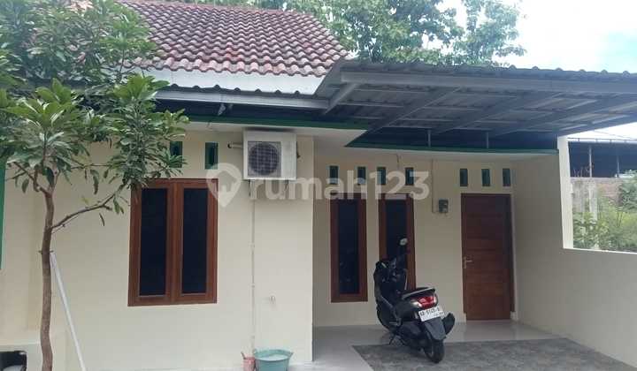 RUMAH MINIMALIS SIAP HUNI GEDONGKUNING BANGUNTAPAN YOGYAKARTA RUMAH MINIMALIS SIAP HUNI GEDONGKUNING BANGUNTAPAN YOGYAKARTA