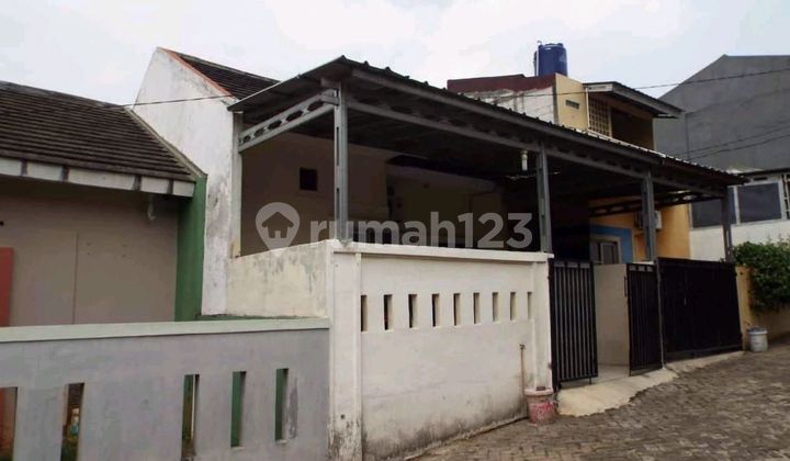 Rumah Secondary Terawat Dekat Pintu Tol Bintaro Rumah Secondary Terawat Dekat Pintu Tol Bintaro