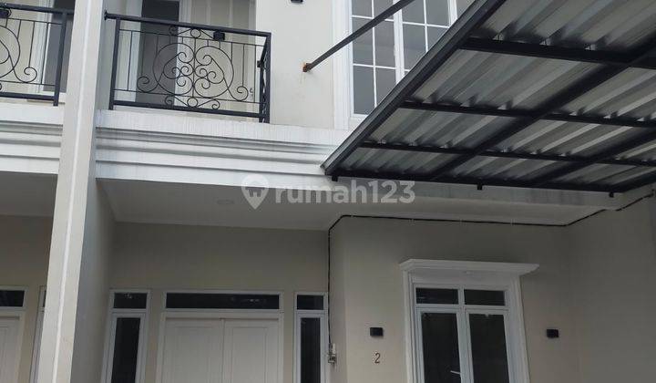 Rumah Murah 2 Lantai di Jl Boulevard Grand Depok City, Depok 1