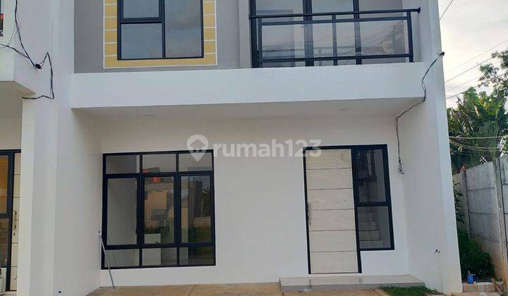 Rumah 2 Lantai Bagus Unfurnished SHM di Jln Cinere Raya, Depok 1