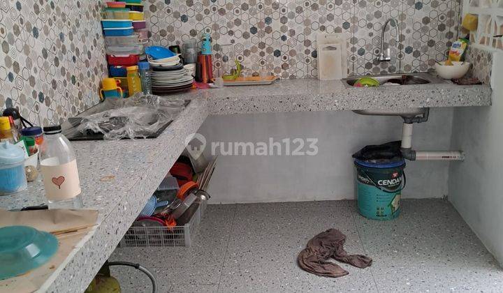 Rumah 2 Lantai Bagus Unfurnished SHM di Jakarta Selatan 9