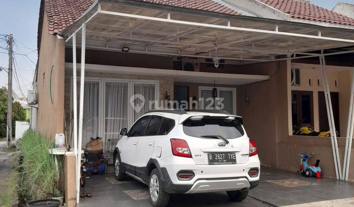 Rumah 2 Lantai Bagus SHM di Perumahan Griya Pancoran Mas, Depok 1