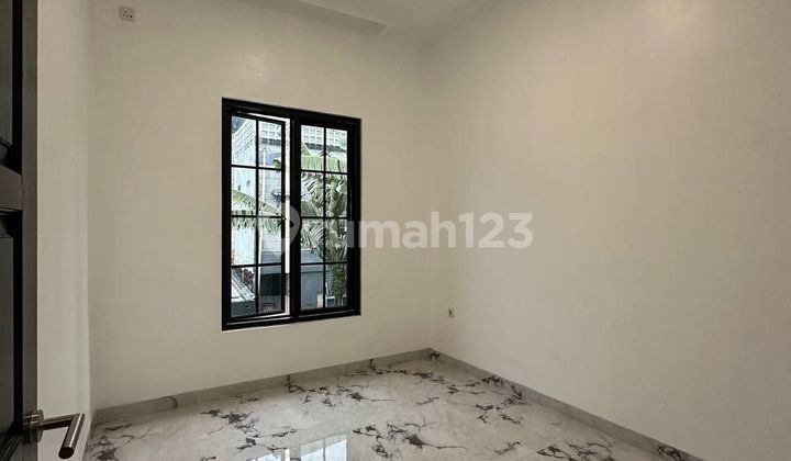 kamar tidur rumah mewah murah dijakarta selatan