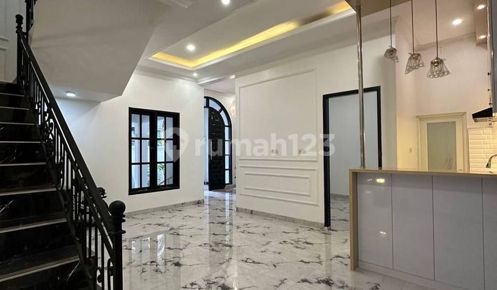 ruang keluarga rumah mewah murah dijakarta selatan