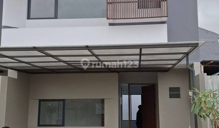 Rumah 2 Lantai SHM Bagus hadap Selatan di Jln cinere raya  1