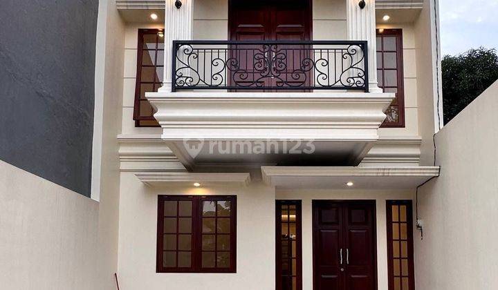 Rumah 2 Lantai Bagus hadap Selatan di di Jagakarsa JakSel  1