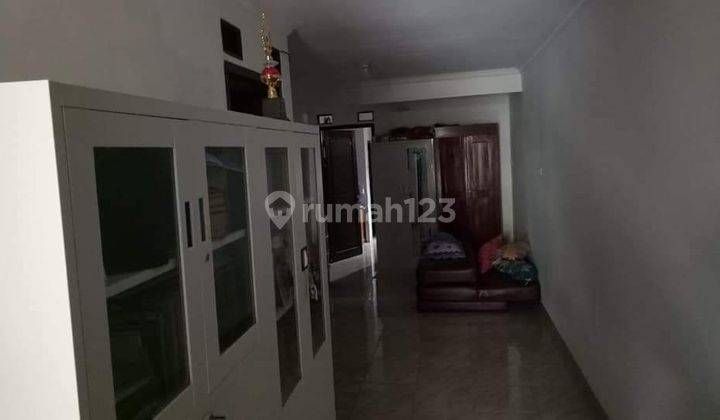 Rumah 2 Lantai SHM Bagus hadap Timur di Tangerang  2