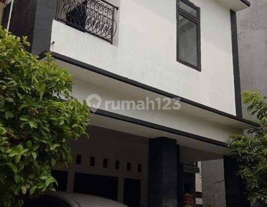 Rumah 2 Lantai SHM Bagus hadap Timur di Tangerang  1