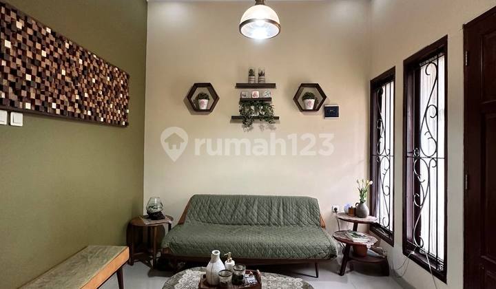 Rumah 2lantai Siap Huni Di Ciganjur Jakarta Selatan 2