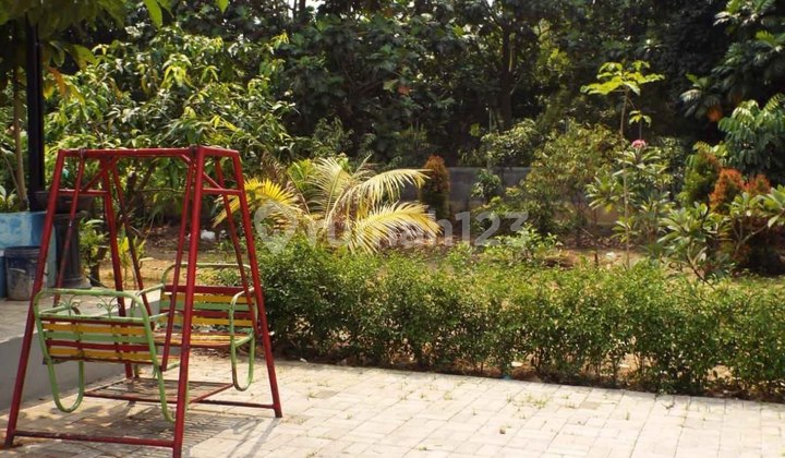 Rumah Secondary Terawat Dekat Pintu Tol Bintaro  2