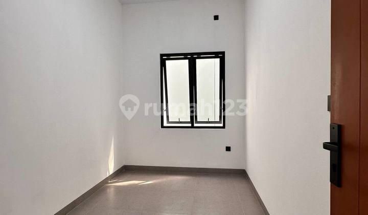 Rumah Siap Huni Kontemporer Di Dalam Komplek Pasar Minggu 2