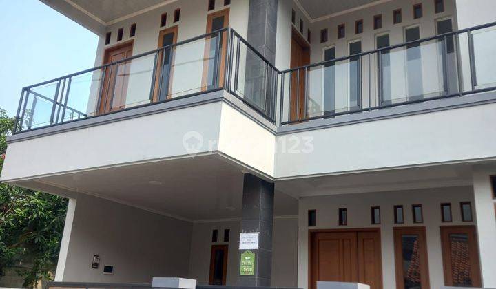 Rumah Cantik Harga Menarik Batan Indah Serpong  1