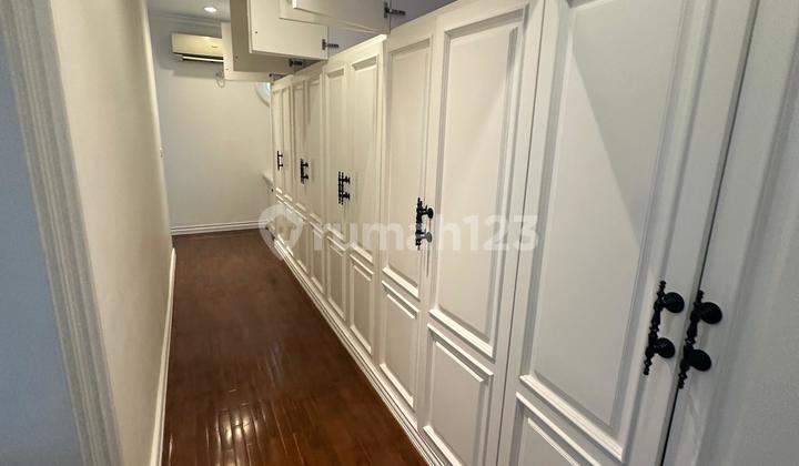 Ready-to-Occupy House Swimming Pool Furnished Pondok Indah 2