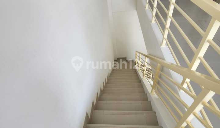 For Rent: 2-Story Shop House Ready to Occupy in a Bustling Neighborhood