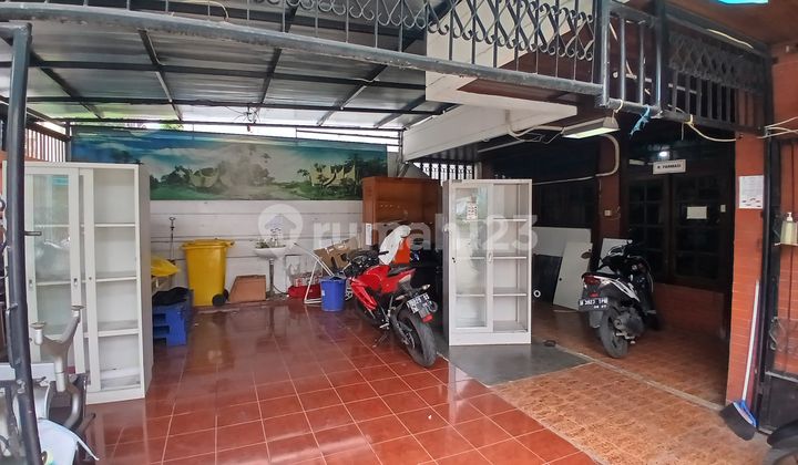 Dijual Cepat Rumah Usaha Jakarta Pusat 