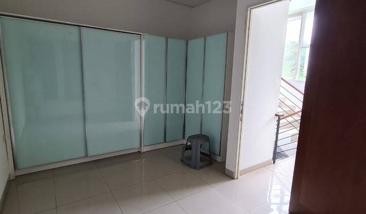 Sewa Rumah Hook Kapuk Grisenda Semi Furnish Baru Renov 6