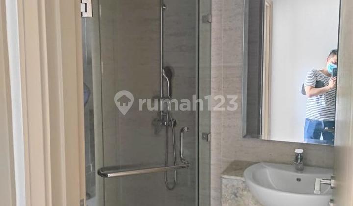 Sewa Apartemen Gold Coast Pantai Indah Kapuk 1 Br Semi Furnish