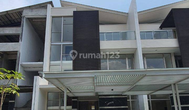 Sewa Rumah Mewah Golf Island Pik Chopin Mozart Jarang Ada