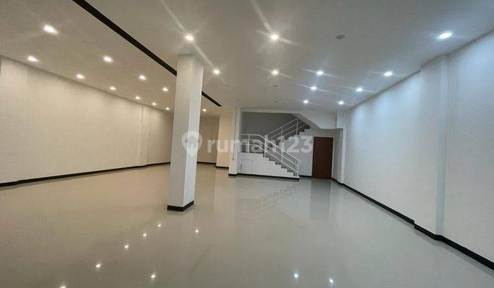 Sewa Ruko Gandeng Jakarta Selatan Patal Senayan Lokasi Strategis 2