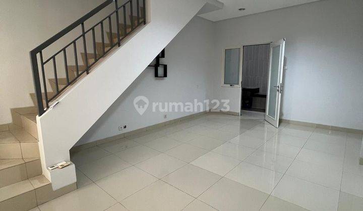 Sewa Rumah Pik1 Layar Permai 4x12 Semi Furnish 2 Kamar Tidur 1