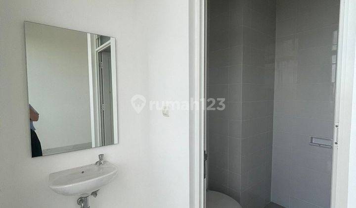 Sewa Ruko Ebony Island Pik Lokasi Strategis 2 Muka pintu 2
