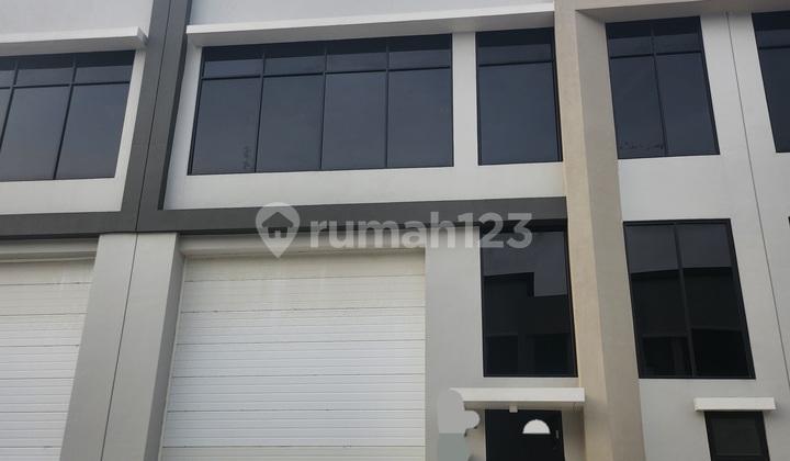 For Rent Bizpark Pik 2 Warehouse Ready ******** 9X20