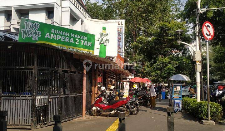 Rumah Usaha Di Cikini,  Jakarta Pusat- Di Bawah Njop 1