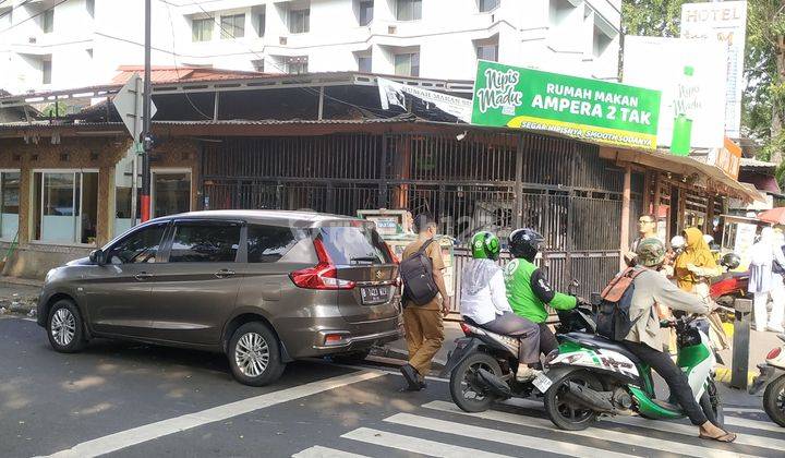 Rumah Usaha Di Cikini,  Jakarta Pusat- Di Bawah Njop 2