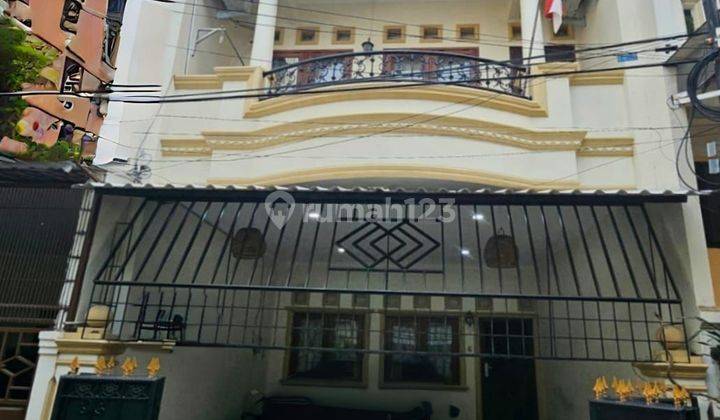 Rumah Rapi 3,5 Lantai Di Pademangan, Jakarta Utara 1