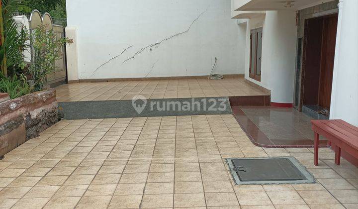 Rumah Hoek 2 Lantai Di Taman Ratu, Jakarta Barat 2