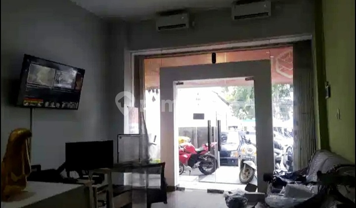 Pademangan Raya Shop House 3.5 Floors Ready for Business Pademangan Raya Shop House 3.5 Floors Ready for Business