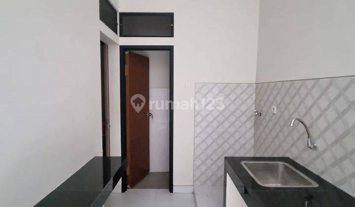 Rumah murah desain mewah dikawasan elit Pakuwon City kondisi baru gress bisa KPR 3